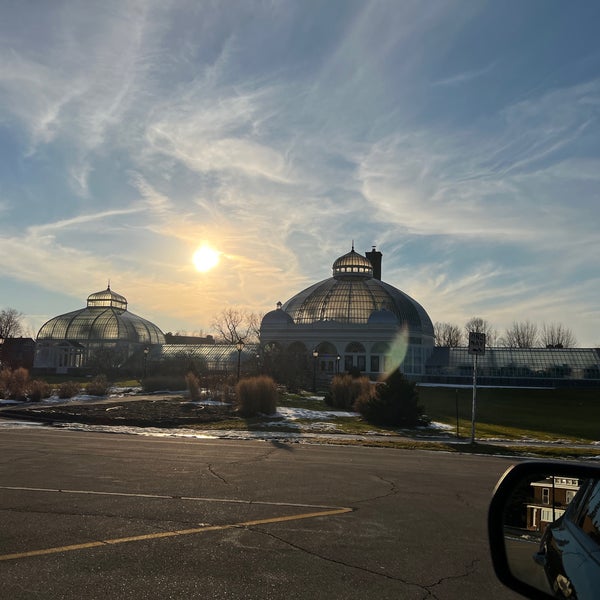2/21/2022 tarihinde Geo L.ziyaretçi tarafından Buffalo &amp; Erie County Botanical Gardens'de çekilen fotoğraf