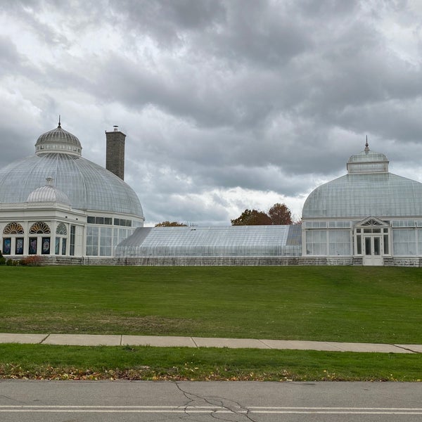 Foto tomada en Buffalo &amp; Erie County Botanical Gardens  por Geo L. el 11/2/2020