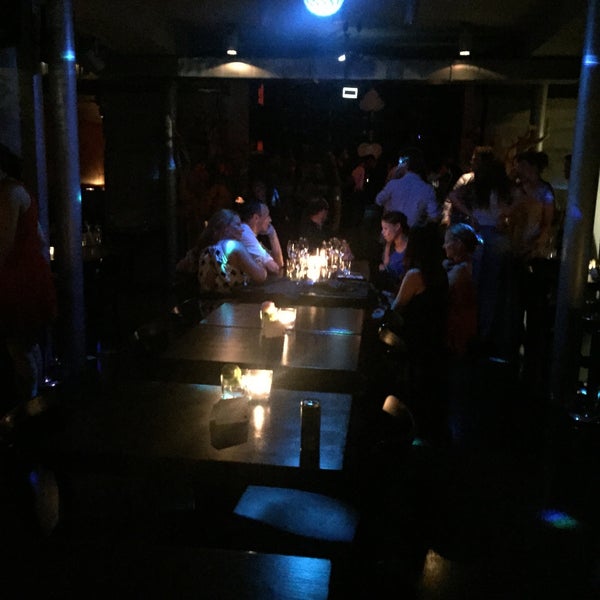 8/8/2015에 Ndr님이 HEART Restaurant &amp; Bar에서 찍은 사진