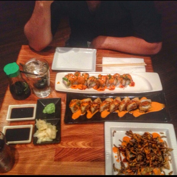 Foto scattata a Ami Japanese Restaurant da Yusuf C. il 10/10/2014