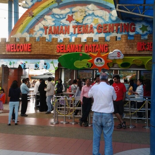 Photos At Indoor Outdoor Theme Park Genting Highland Mountain