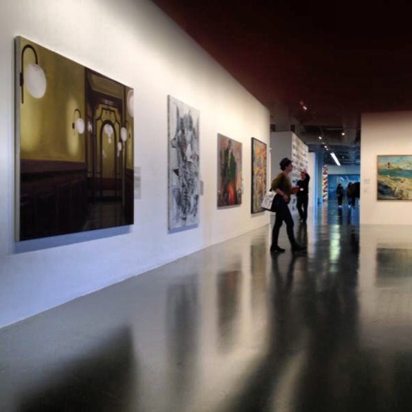Photo prise au Musée d&#39;art moderne d&#39;Istanbul par Bulent K. le4/18/2013