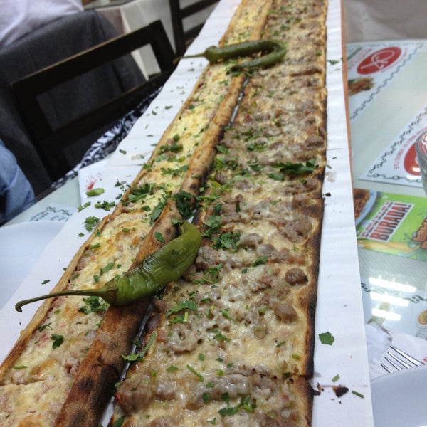 Konyalı Etli Ekmek Türk Restoranı