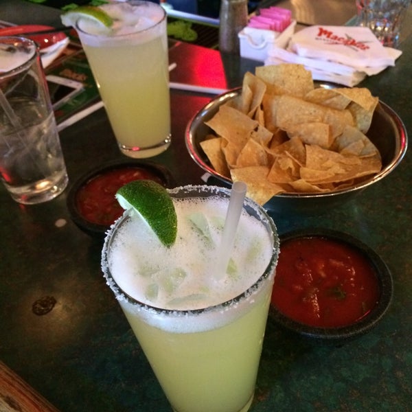 Das Foto wurde bei Macayo&#39;s Mexican Food von Myron B. am 4/24/2014 aufgenommen