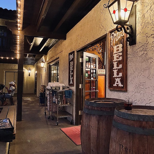 Pizza Bella Italian Bistro Old Town 2707 Congress St