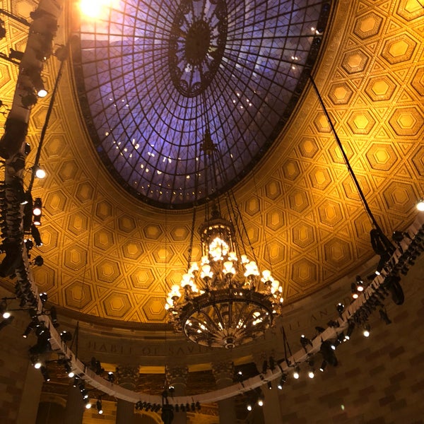 Das Foto wurde bei Gotham Hall von Elizabeth T. am 2/10/2018 aufgenommen