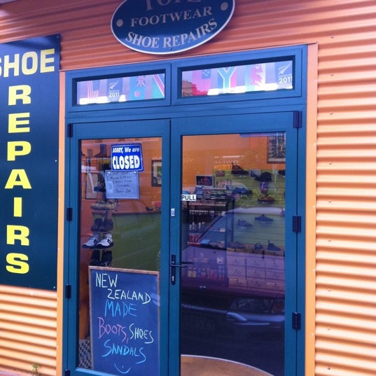 Американские продуктовые магазины. Best shop ever. Ever me магазин одежды. Смокинг шоп магазин. Бэтторо симферополь.