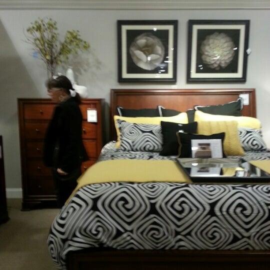 Photos At Havertys Furniture Bowie Md Photo Taken At Havertys Furniture By Kat K On 1 9 2017