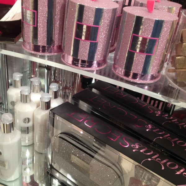 Victoria's Secret PINK - Lingerie Store