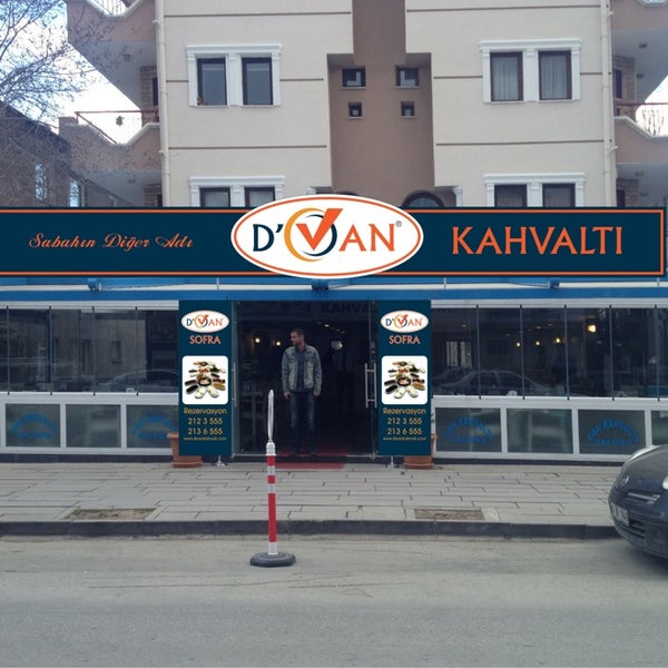 Foto diambil di d&#39;Van Kahvaltı Sofrası oleh Ahmet Melik O. pada 3/2/2013