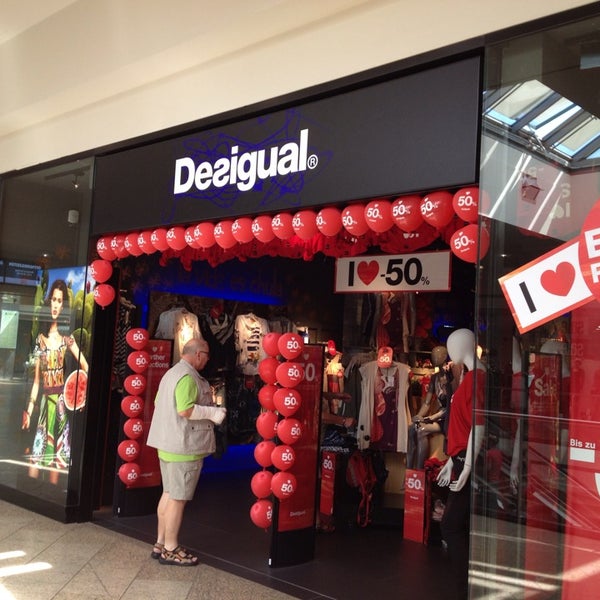 Desigual - Clothing Store in