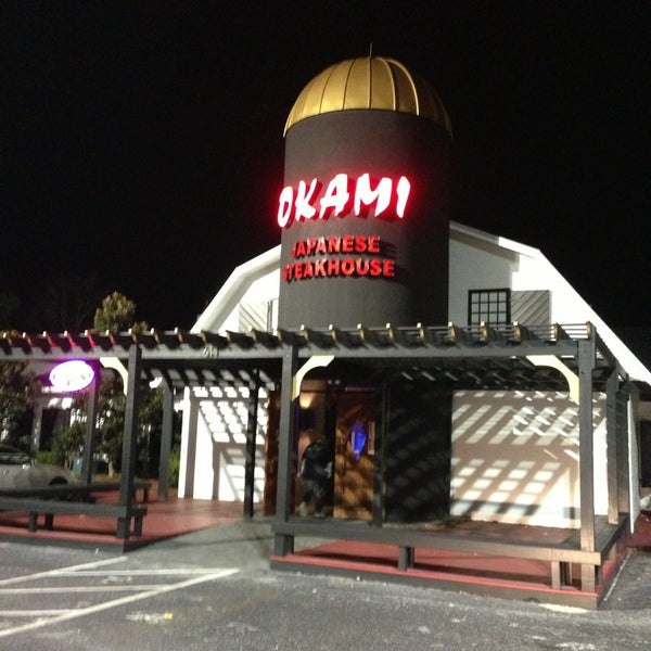 2/21/2013 tarihinde Justin M.ziyaretçi tarafından Okami Japanese Steak House'de çekilen fotoğraf