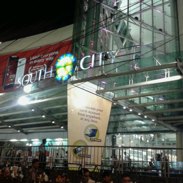 3/24/2013 tarihinde Ananya R.ziyaretçi tarafından South City Mall'de çekilen fotoğraf