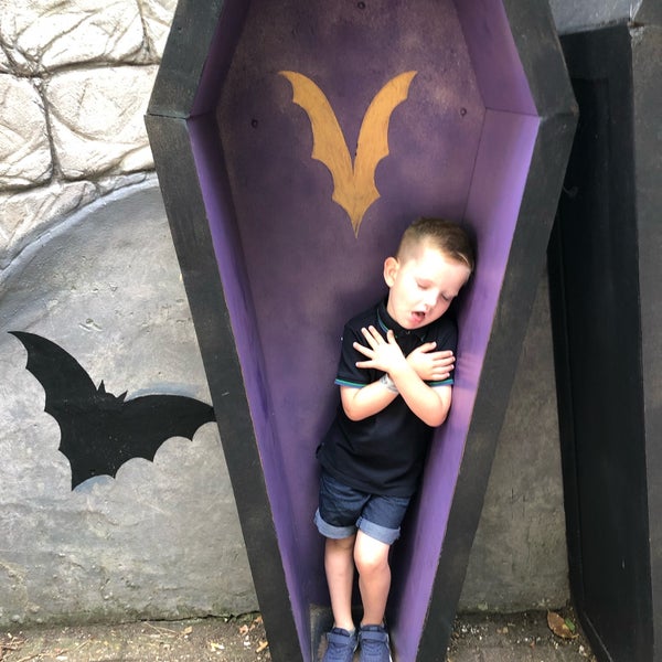 Photo taken at Chessington World of Adventures Resort by Matt L. on 9/2/2019