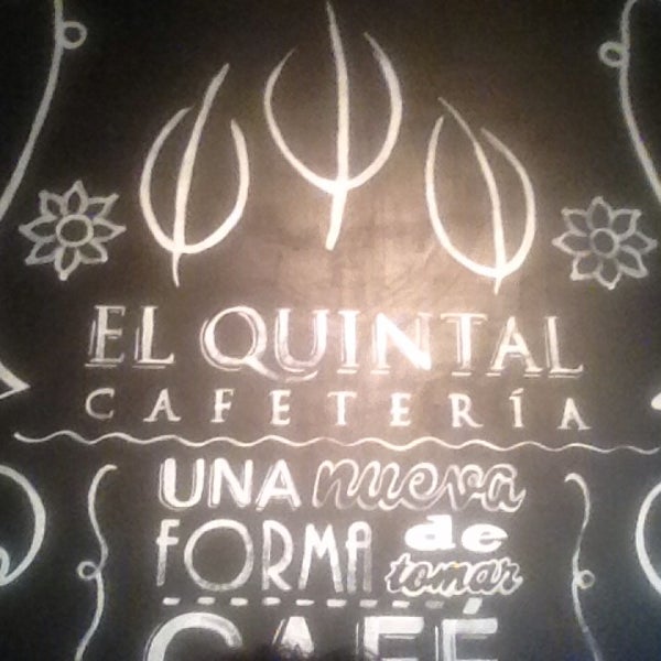 Foto scattata a Cafetería El Quintal da Harry M. il 5/12/2014