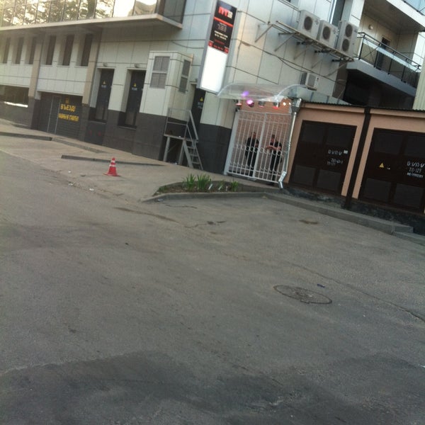 5/5/2013 tarihinde Rozi 💎 S.ziyaretçi tarafından Пятница'de çekilen fotoğraf