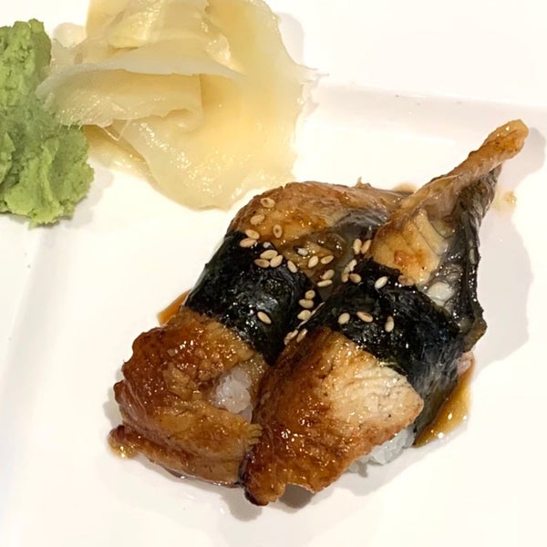 3/22/2019에 GreatStoneFace A.님이 Mizu Sushi Bar &amp; Grill에서 찍은 사진