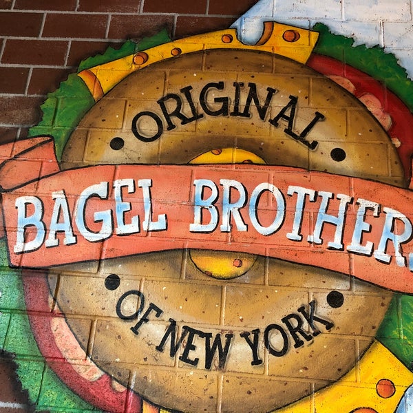 รูปภาพถ่ายที่ Bagel Brothers of New York โดย GreatStoneFace A. เมื่อ 3/25/2018