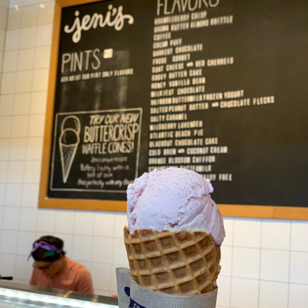 7/20/2019 tarihinde Meng O.ziyaretçi tarafından Jeni&#39;s Splendid Ice Creams'de çekilen fotoğraf