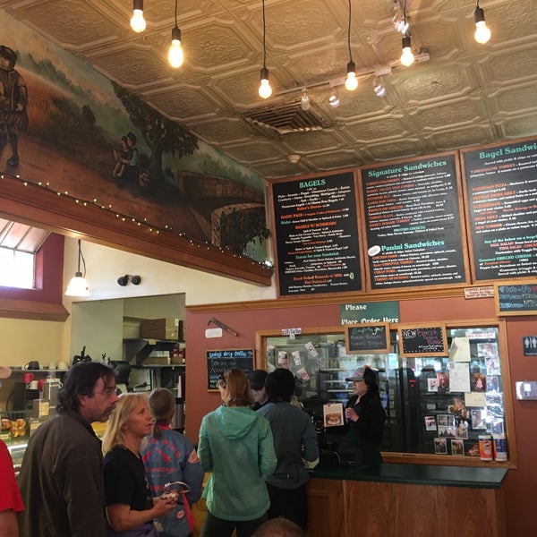 Photo taken at Main Street Bagels by Andy Z. on 4/27/2018