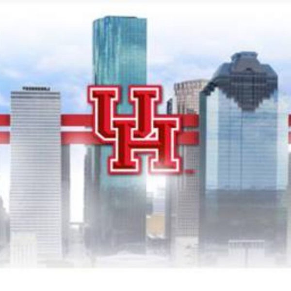 รูปภาพถ่ายที่ University of Houston โดย Teddy H. เมื่อ 7/10/2013