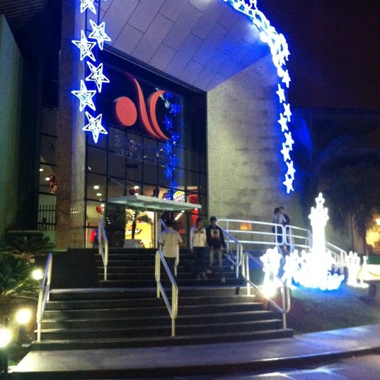 รูปภาพถ่ายที่ Shopping Avenida Center โดย Fábio Rogério เมื่อ 12/17/2012