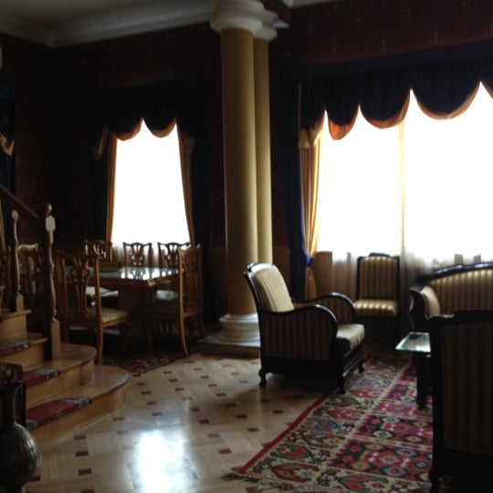 Tbilisi marjanishvili street. палас отель тбилиси. престиж палас. престиж палас. ресторан prestige тбилиси.