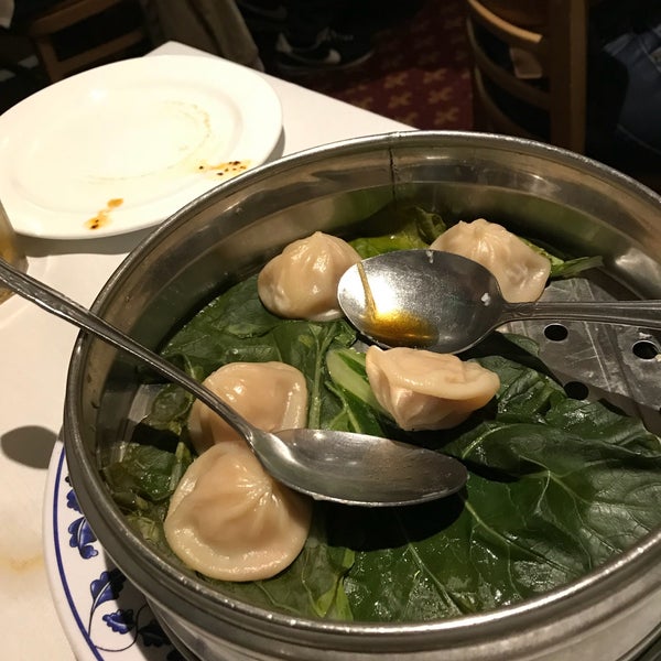 3/5/2018에 Leanne K.님이 Yang Chow Restaurant에서 찍은 사진