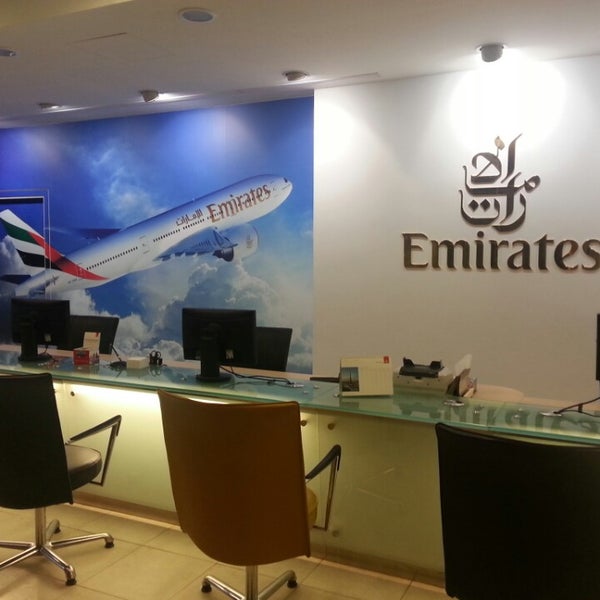 Офис эмирейтс в санкт петербурге. Emirates офис в москве. Офис эмирейтс в санкт петербурге. Форма дубай эмирейтс. Дубай офис эмирейтс.