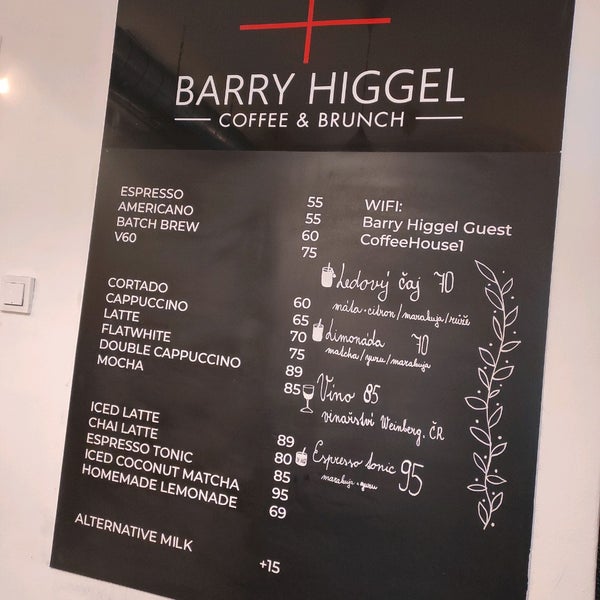 รูปภาพถ่ายที่ Barry Higgel&#39;s coffeehouse โดย Katarína เมื่อ 4/9/2022