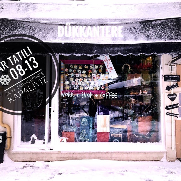 Foto tirada no(a) DukkanTere Work &amp; Shop &amp; Coffee por Zeynep Didem G. em 1/7/2017