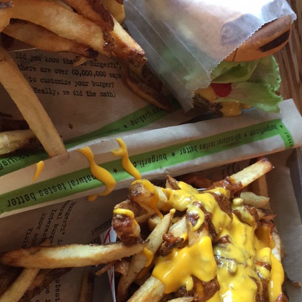 Photo taken at BurgerFi by Mohamed on 11/5/2015