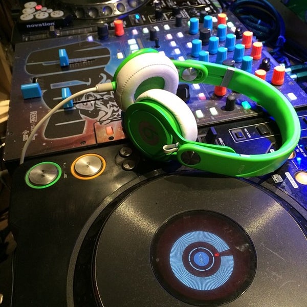 Наушники до дарпрджикт. 12. 12. Sound 1. D2 обложка.