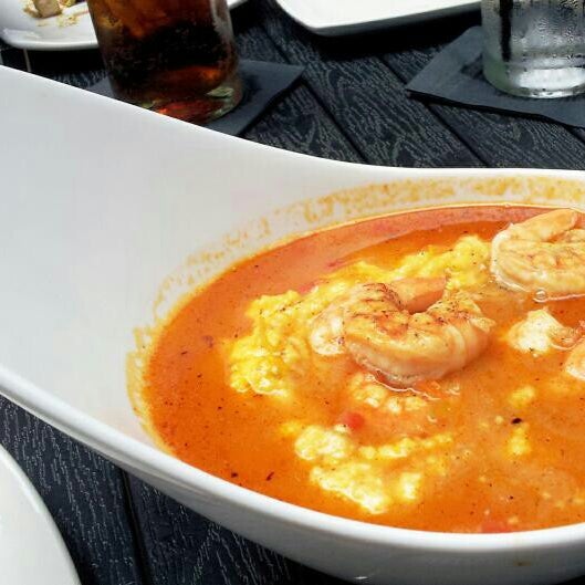 Can't go wrong with the shrimp-n-grits!