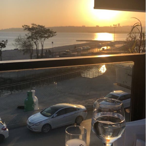 4/29/2018에 Burak님이 Galapagos Restaurant에서 찍은 사진