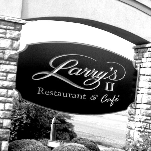 Foto diambil di Larry&#39;s II Restaurant oleh Michael L. pada 8/3/2013