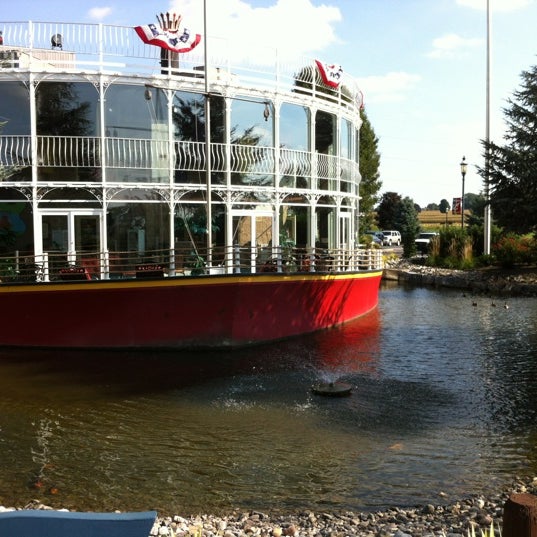 Photo taken at Fulton Steamboat Inn by Dave S. on 9/21/2012