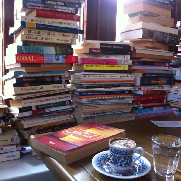 11/12/2015 tarihinde Betül K.ziyaretçi tarafından Kitaplı Kahve'de çekilen fotoğraf