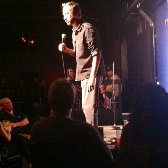 Photo prise au Tacoma Comedy Club par Kiersta C. le9/29/2012