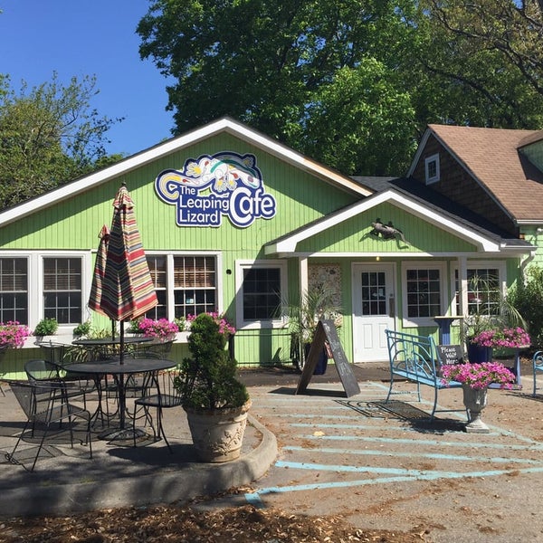 Leaping Lizard Cafe Bayfront 36 tips from 761 visitors