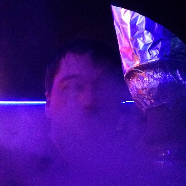 Foto scattata a Smoke me in WONDERLAND da Евгенич il 3/24/2015
