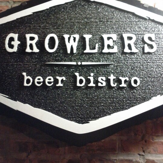 Photo taken at Growlers Beer Bistro by Jodi R. on 9/29/2012