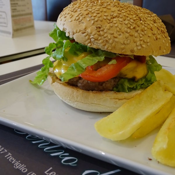 Hamburger & Co, Via Verga, 31, Treviglio, Lombardia, hamburger &...