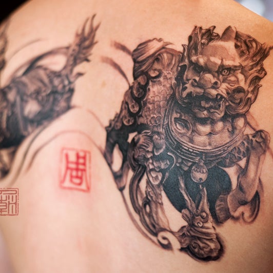 Das Foto wurde bei Tattoo Temple von Tattoo Temple am 11/13/2013 aufgenommen
