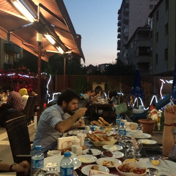 7/17/2014에 Merve G.님이 Ananın Yeri에서 찍은 사진