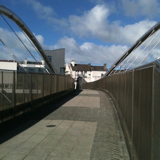 Left bridge. Left bridge