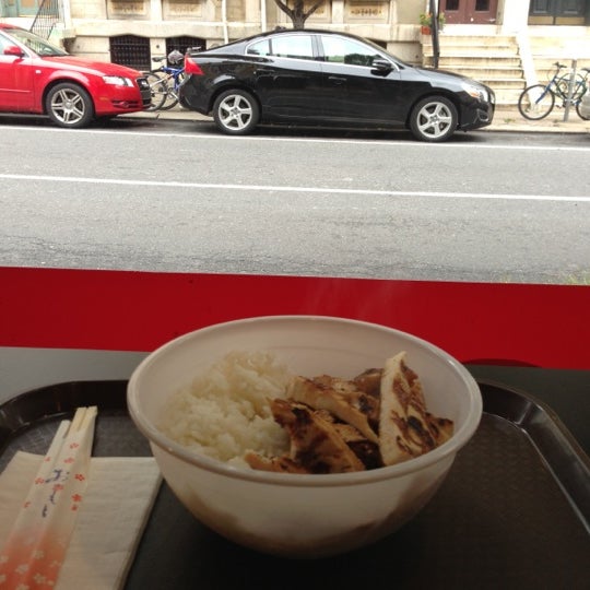 Tampopo Asian Restaurant in Philadelphia