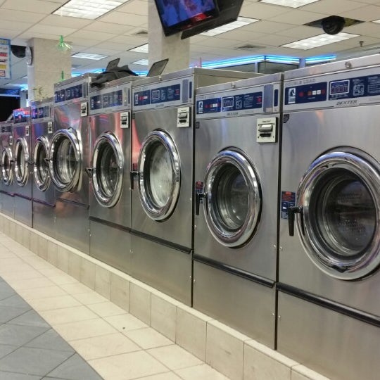 24 Hours Laundromat Laundry Service in Woodside