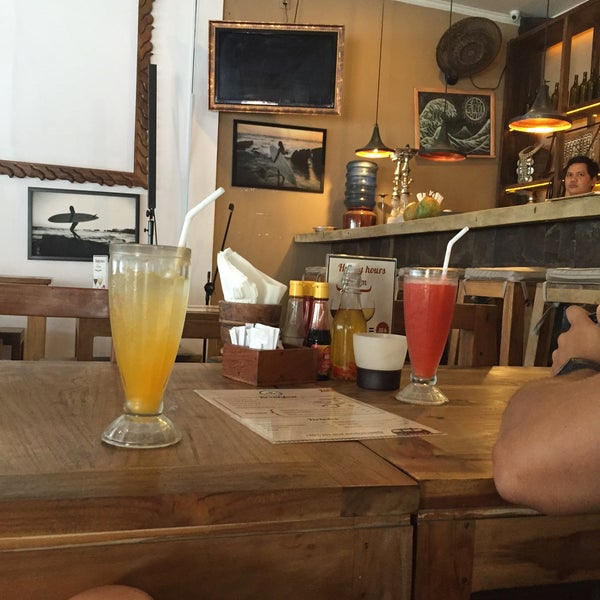 10/6/2015에 Ksenia G.님이 Endless Summer &amp; Surf Cafè에서 찍은 사진