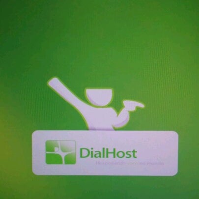 Foto tirada no(a) DialHost Internet por Roberto L. em 10/25/2012